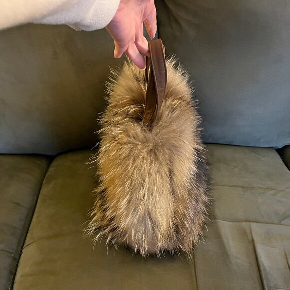 Vintage Real Fur Purse with Leather Straps - Picture 11 of 11